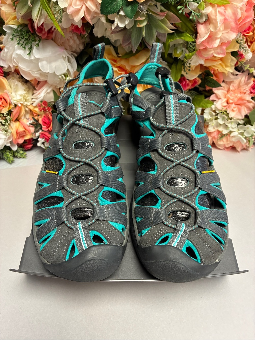 KEEN Whisper Water Sandals Medium Grey Peacock Green Women’s 8.5 Outdoor Shoe